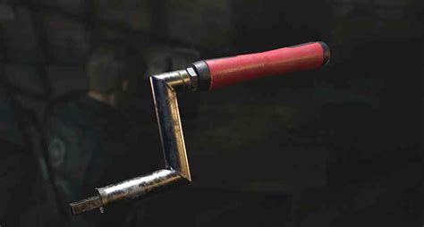 crank handle resident evil 2